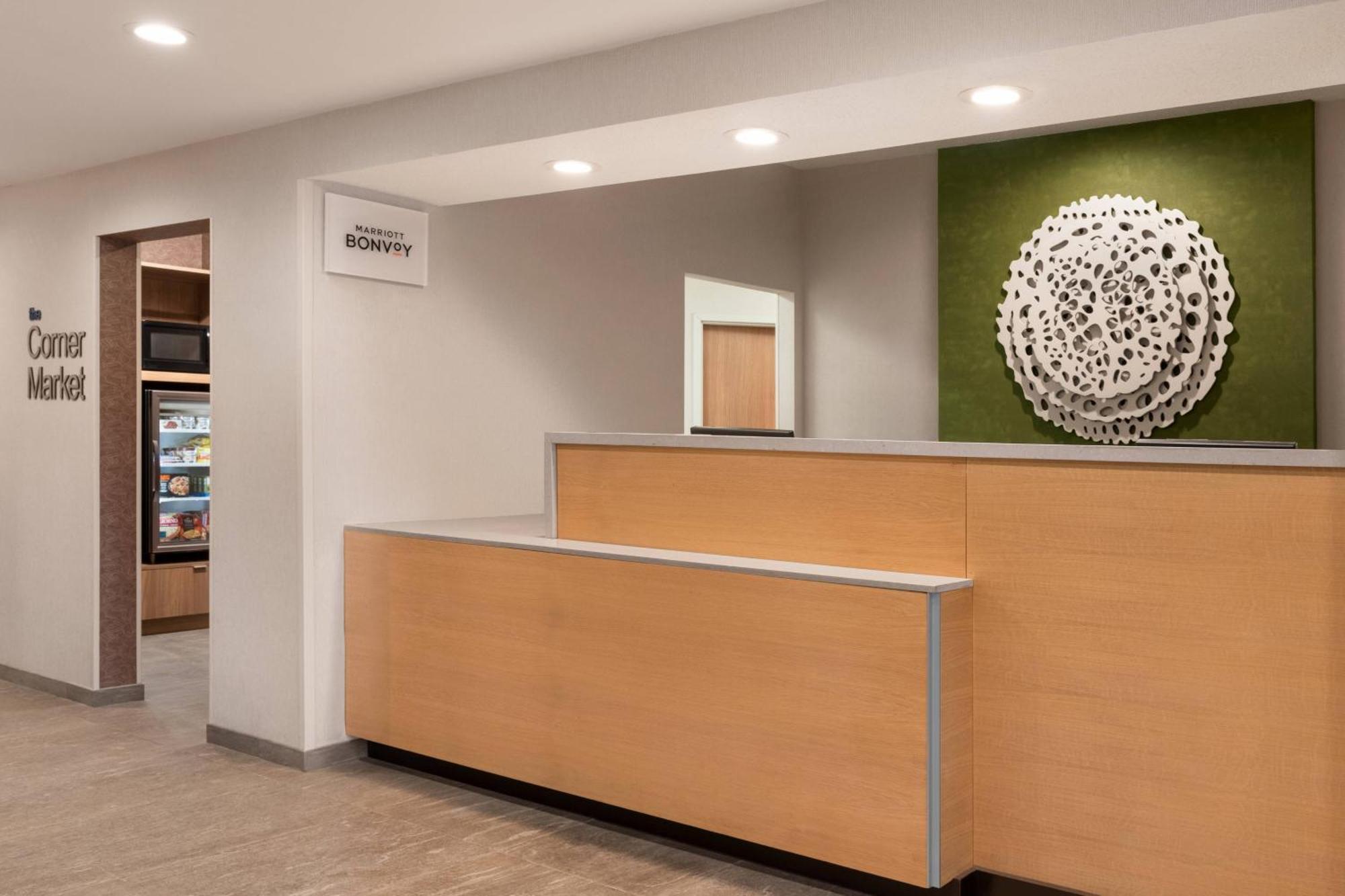 Fairfield Inn Erie Millcreek Mall Екстериор снимка