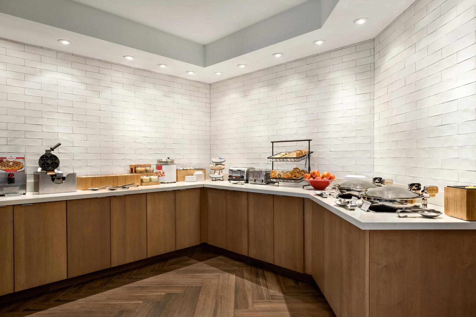 Fairfield Inn Erie Millcreek Mall Екстериор снимка